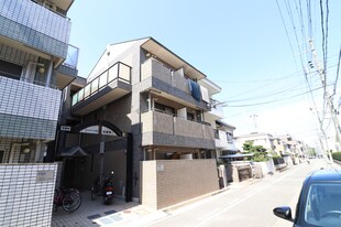 シャルマンフジ出屋敷弐番館の物件外観写真